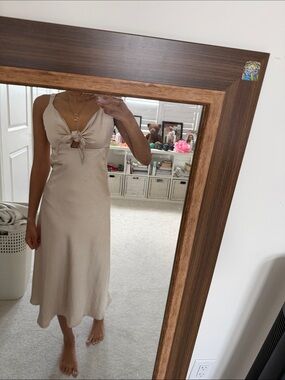 Francesca's Collections Beige Tie-Front Midi Dress